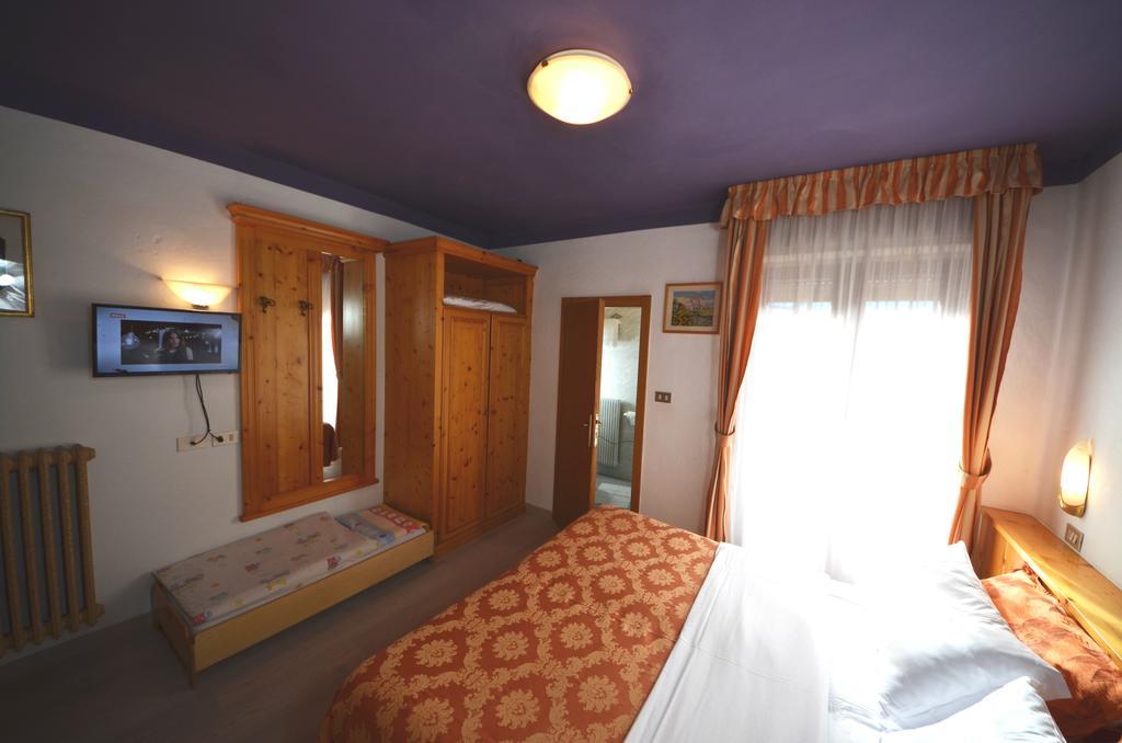 Family Hotel Primavera Levico Terme Eksteriør billede